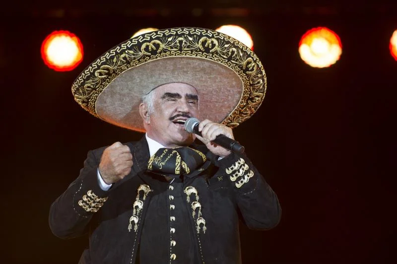 vicente fernandez.jpg