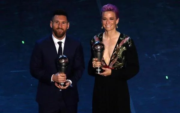 messi rapinoe.jpg