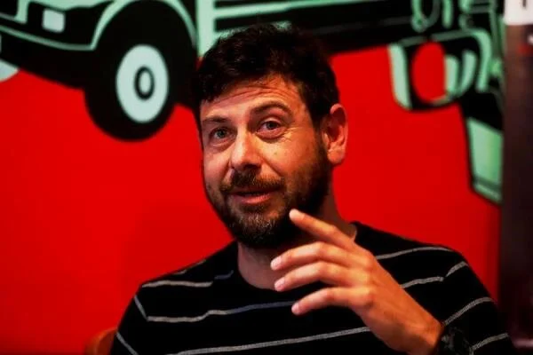 espinosa.jpg