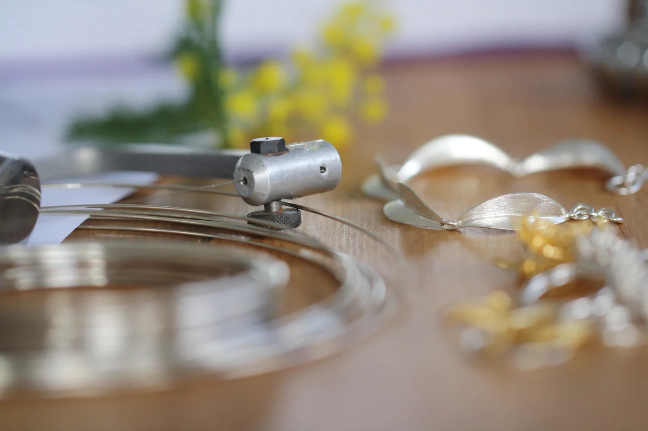 Workbench with file_HR.jpeg