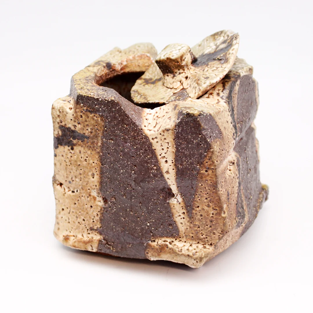Shino Vessel