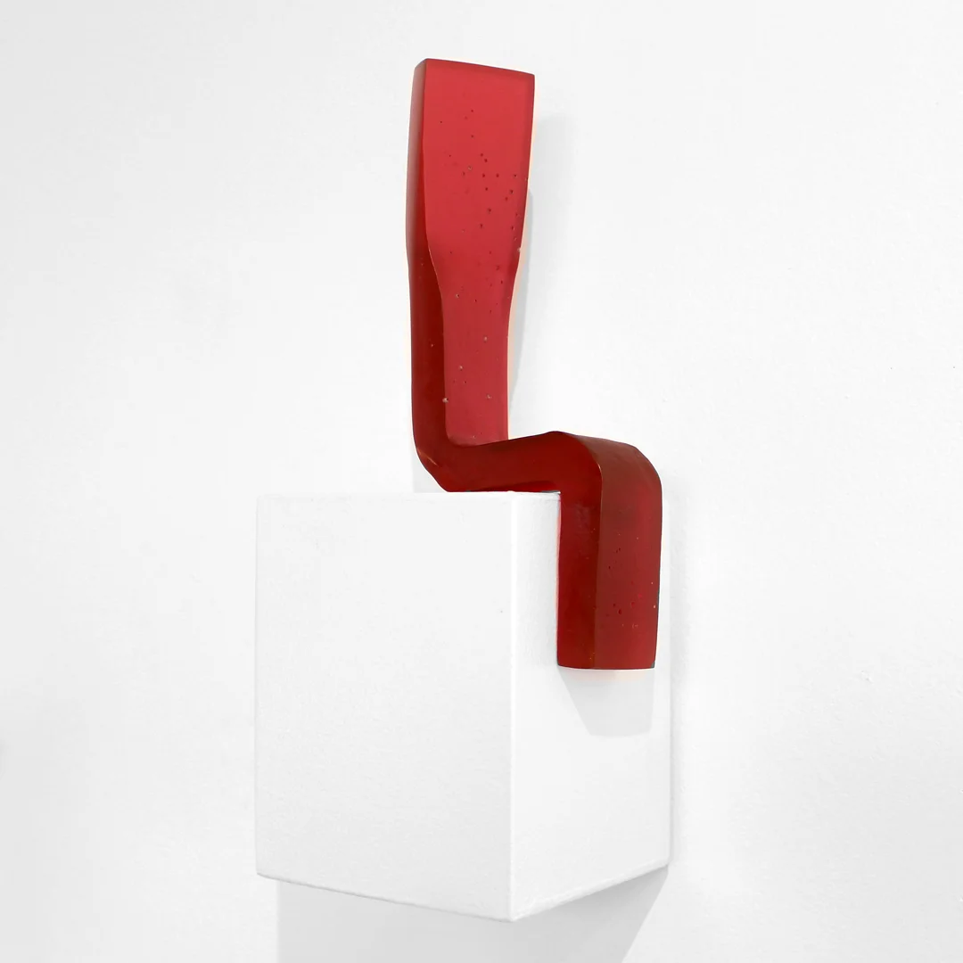 Observer (Gold Ruby)