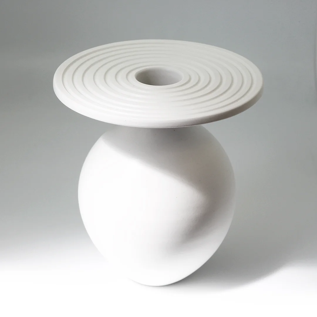 Medium Grooved Flanged Bottle