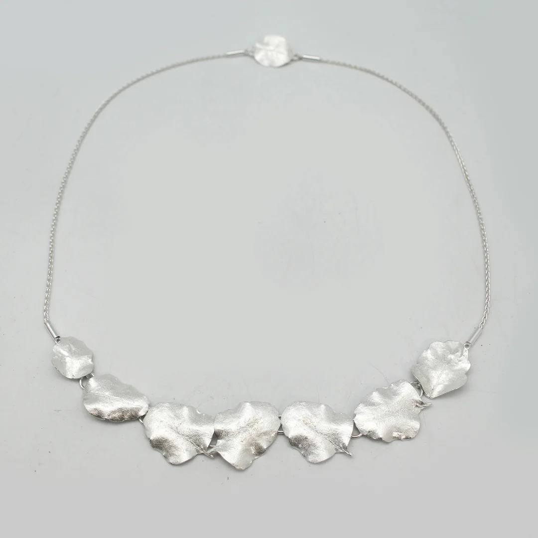 Red Beech 7 Leaf Necklace