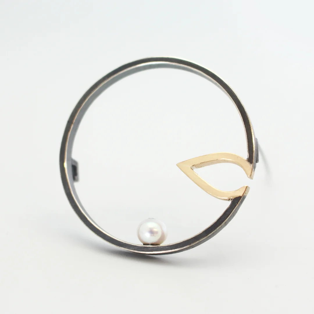 Circle Interlude Brooch