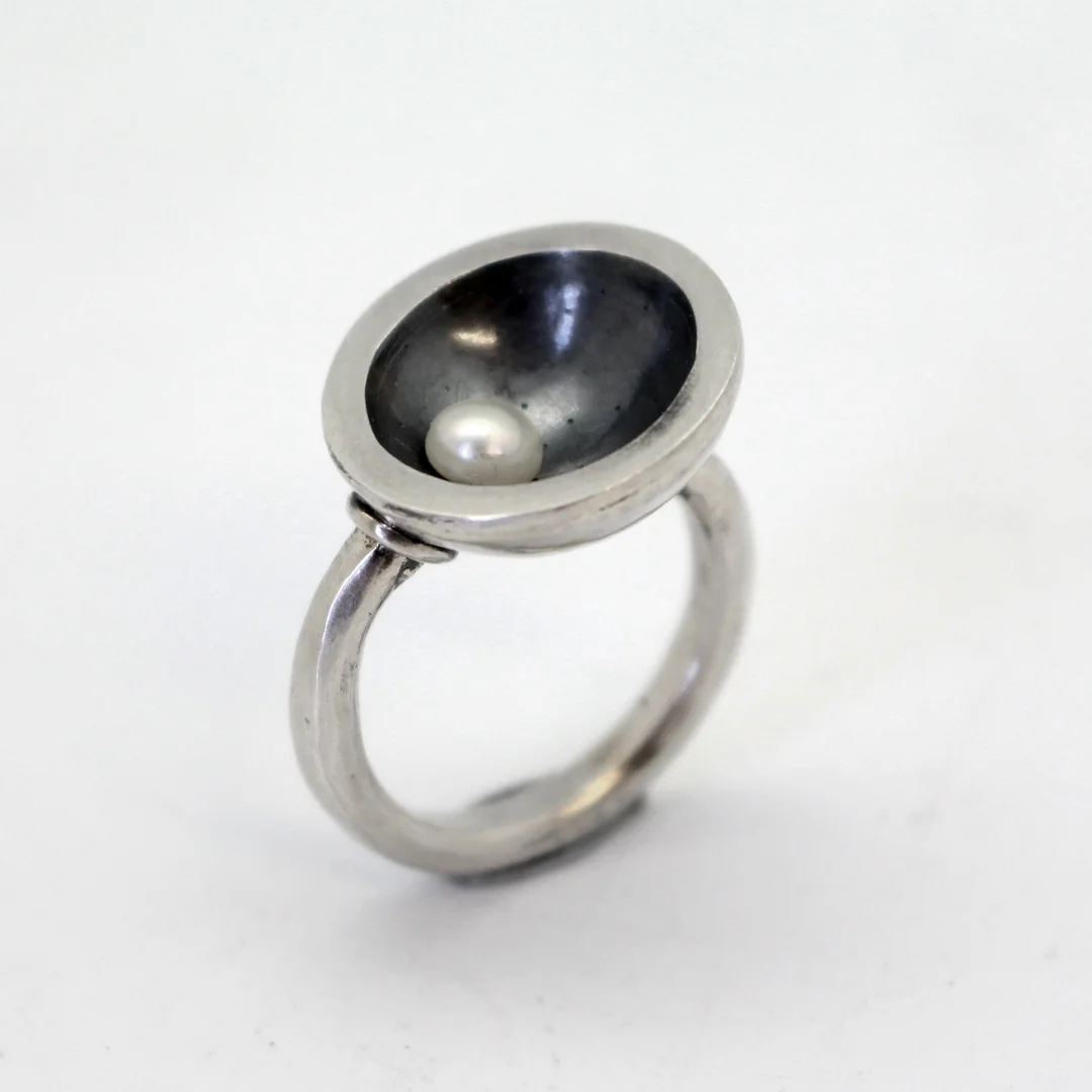 Single Pearl Ring