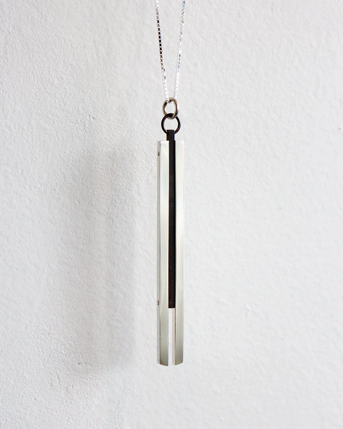 Partition v2.0 pendant