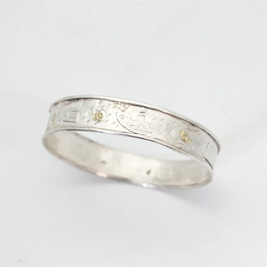 Rimmed Bangle