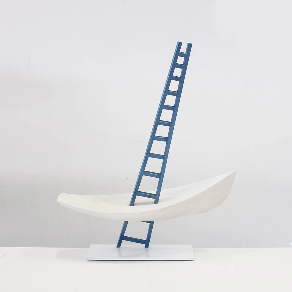 Lifeboat w Ladder