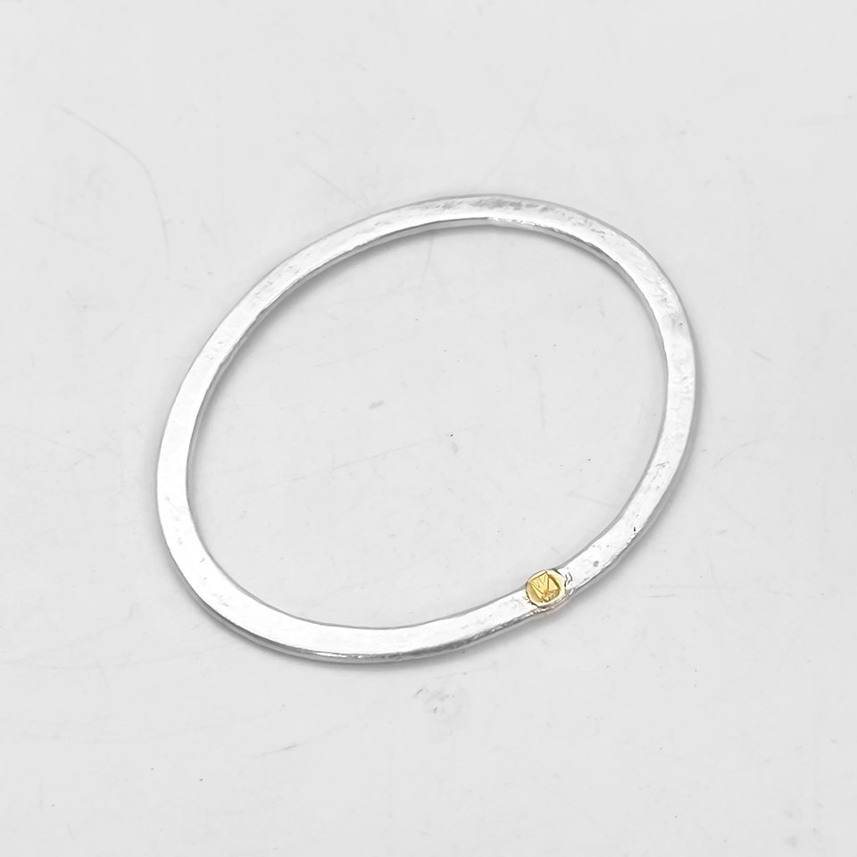 Flat Bangle