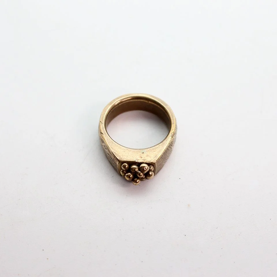 Piled Droplets Ring