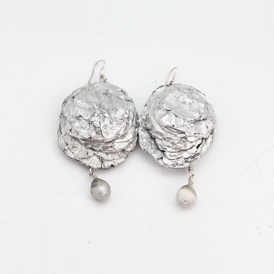 Bluff Oyster Earrings