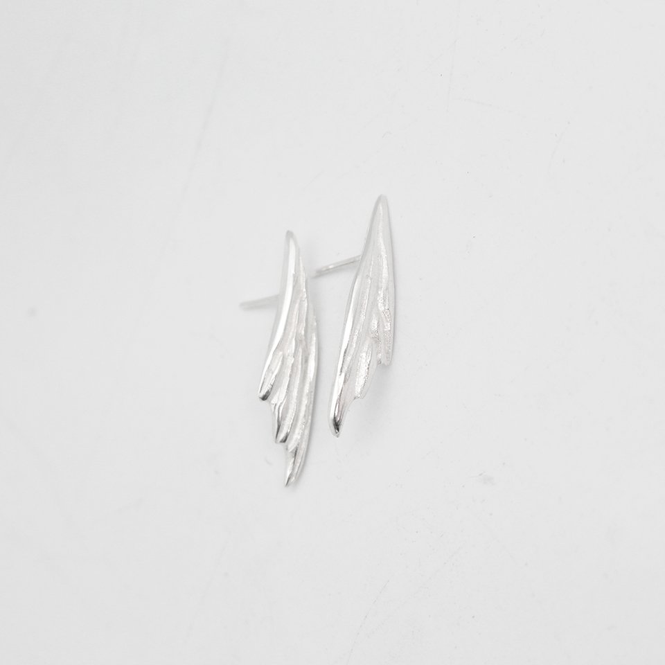 Wave Wing Studs