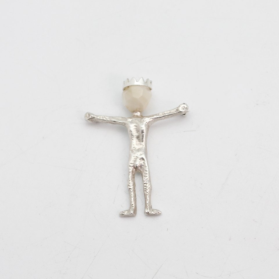Crown Man Brooch