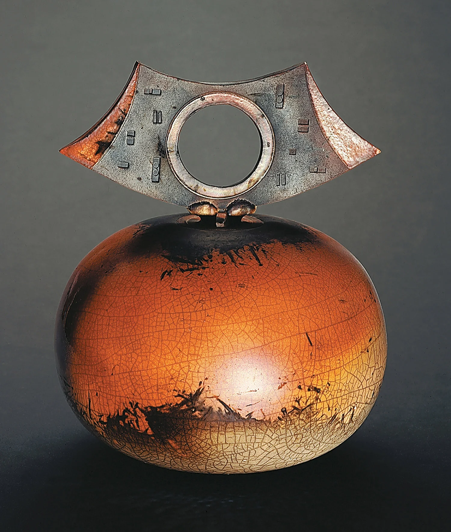 Smith, Bob, Large Lidded Pot.jpg