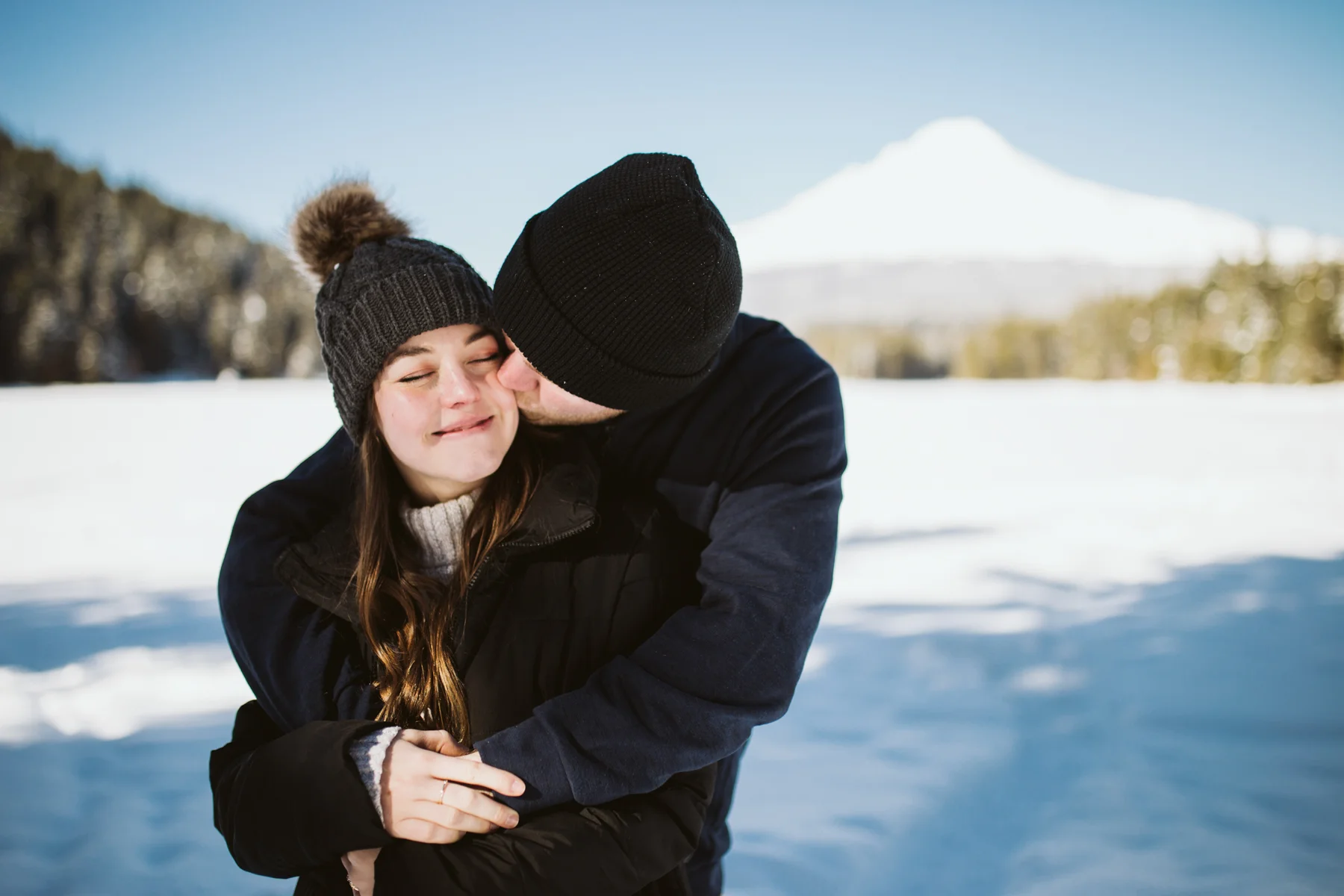 Snowy Oregon Engagement - Mt Hood National Forest