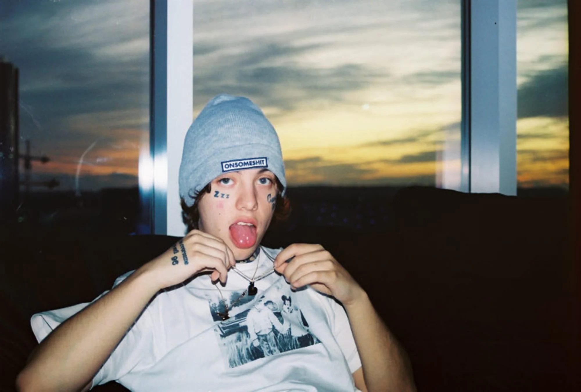 lil-xan-press-3-dec-2017.jpeg