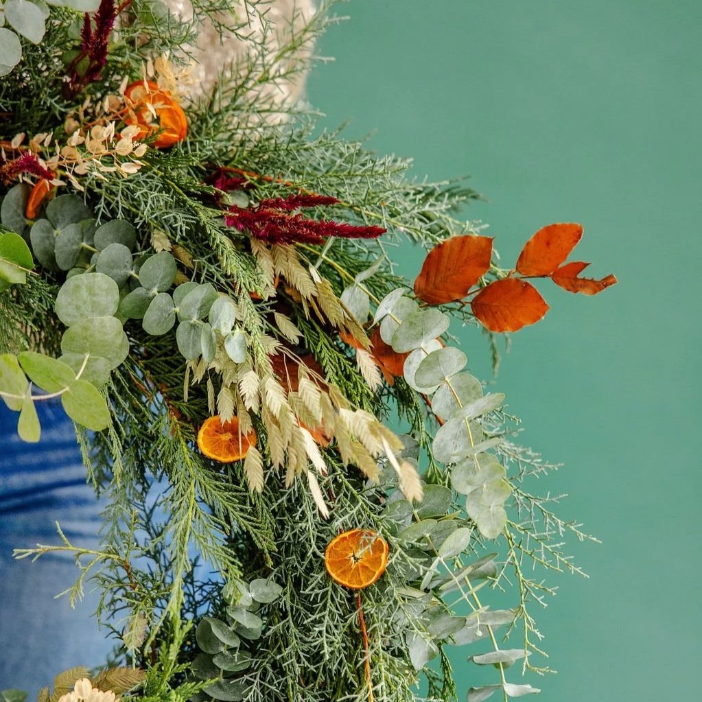 11_21_24_Flowerlady_BOW_028.jpg