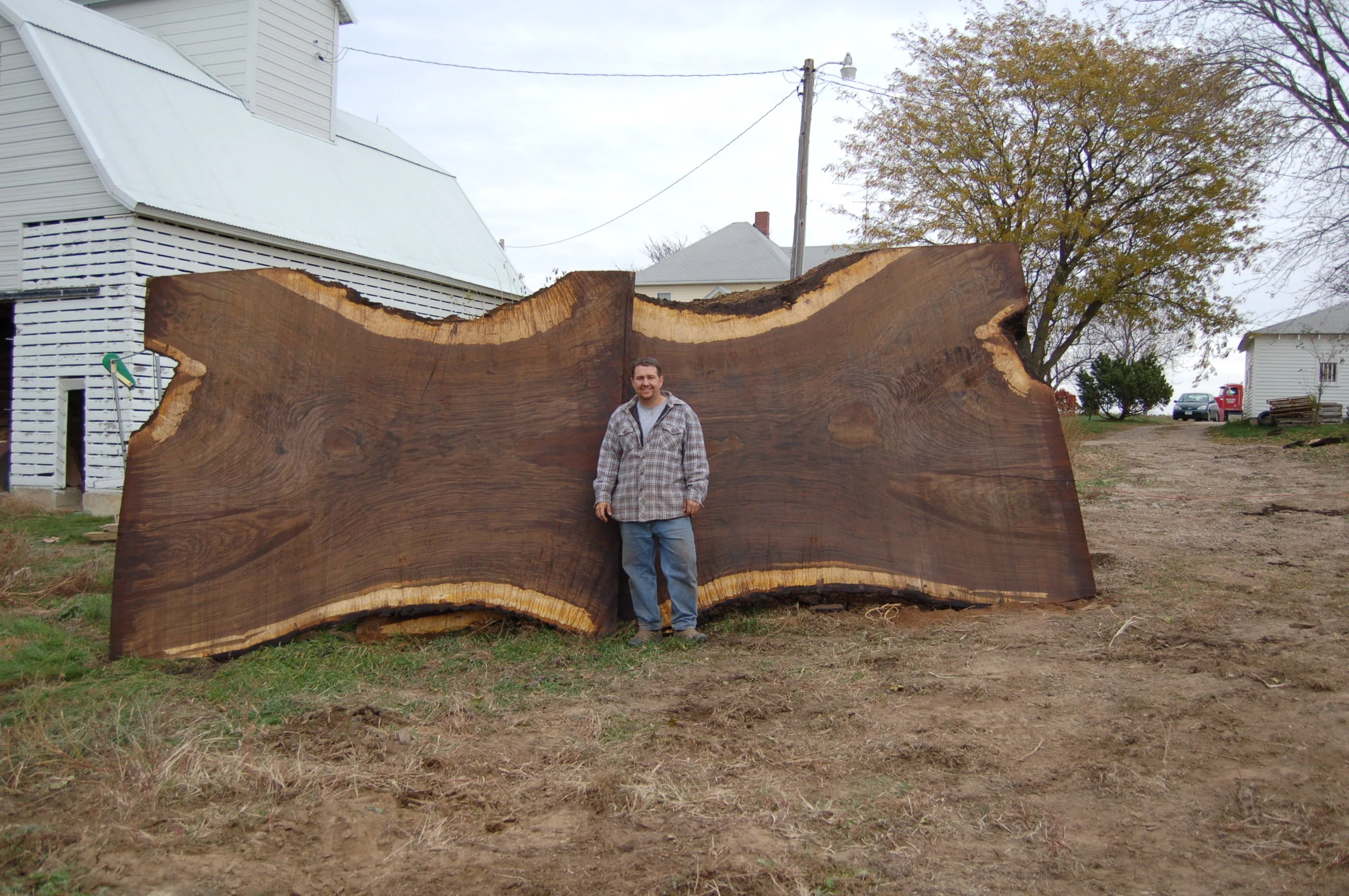 Me standing by big slabs.JPG