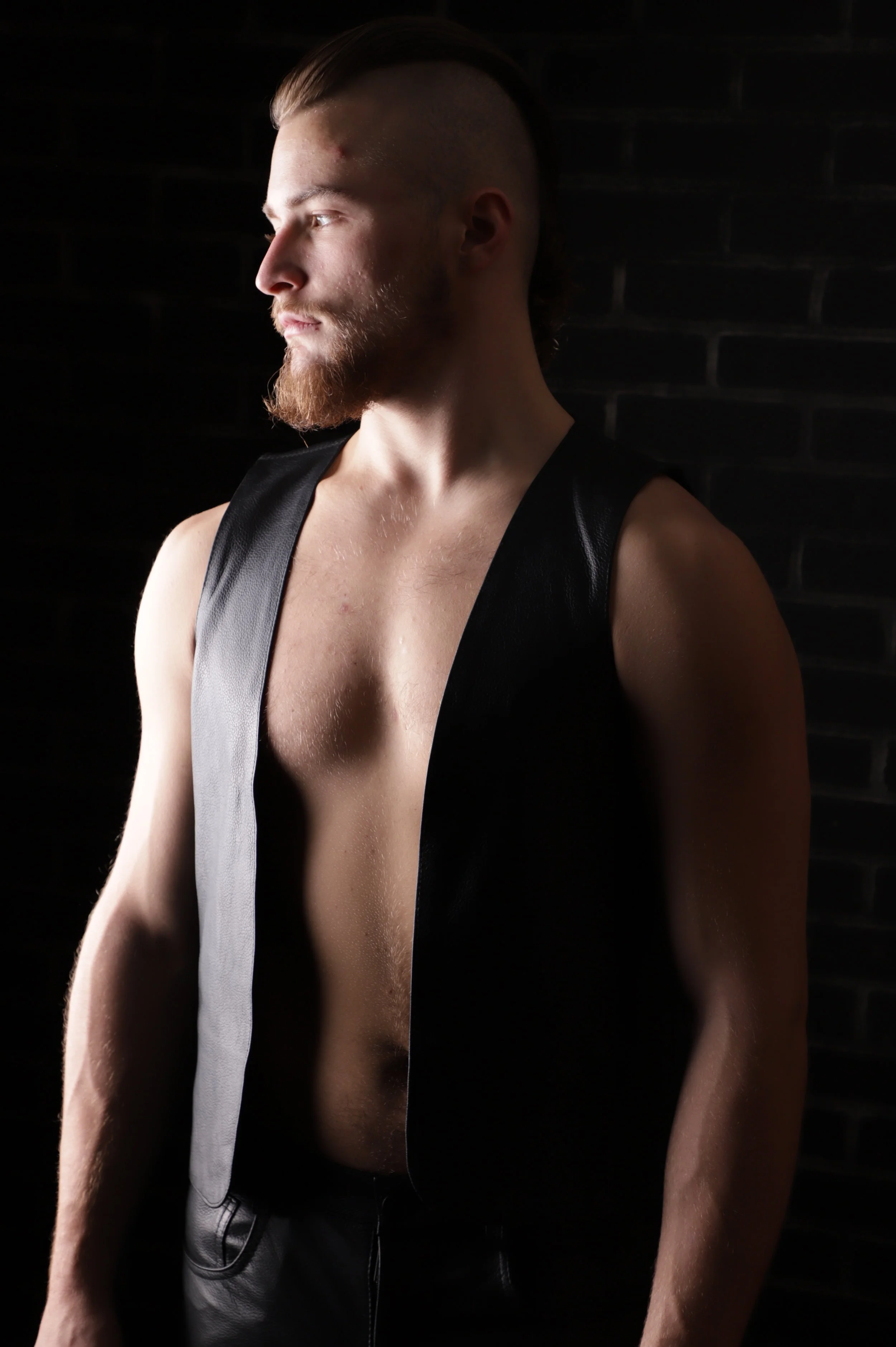 Barking Leather's Bar Vest w/pockets