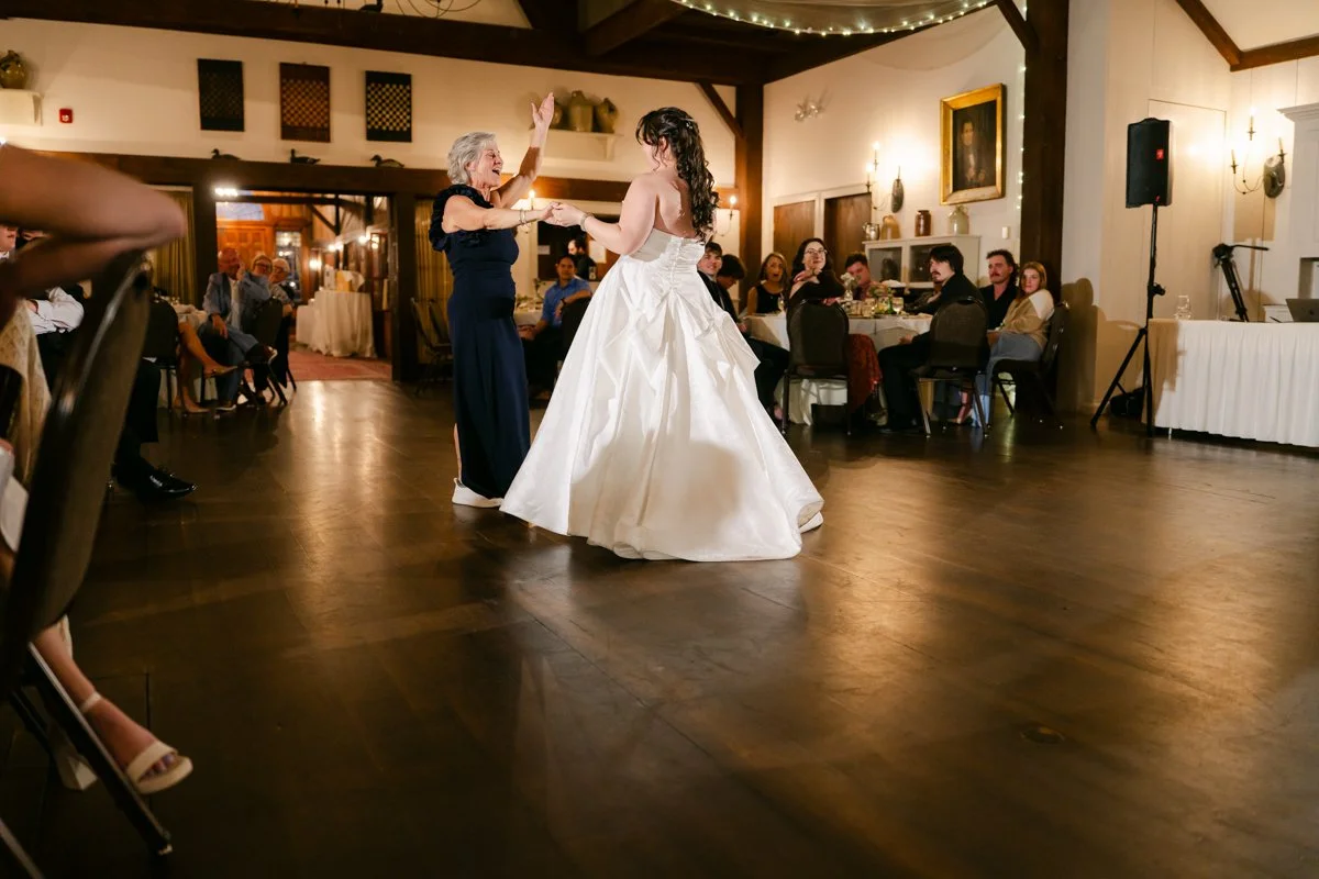 Publick house wedding Sturbridge Lea Jones-06338.jpg