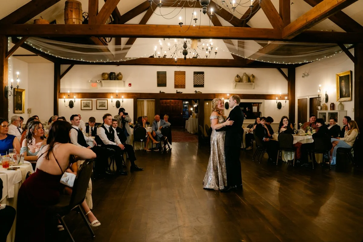 Publick house wedding Sturbridge Lea Jones-06140.jpg