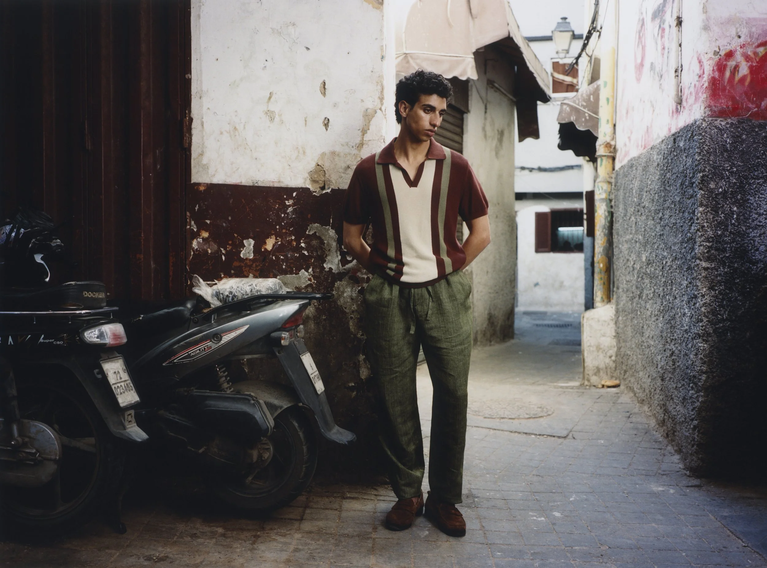 Casablanca (6) crop.jpg