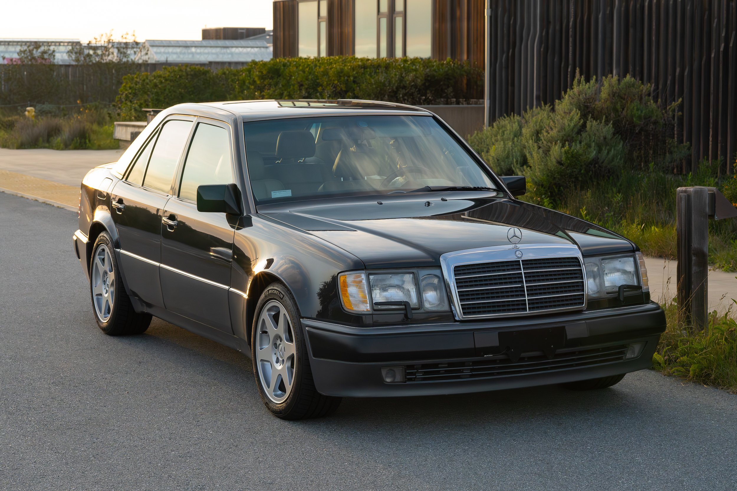 1993 Mercedes 500E  (34 of 105).jpg