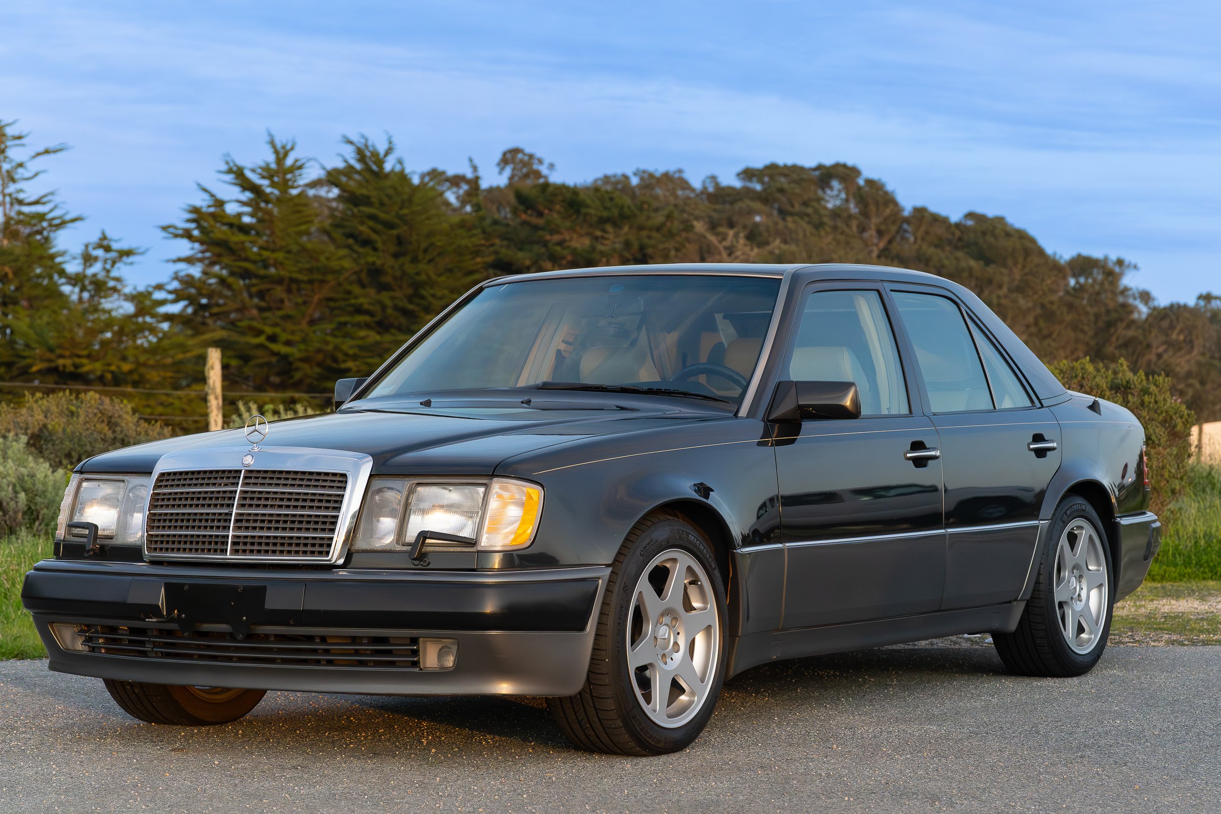 1993 Mercedes 500E  (65 of 105).jpg