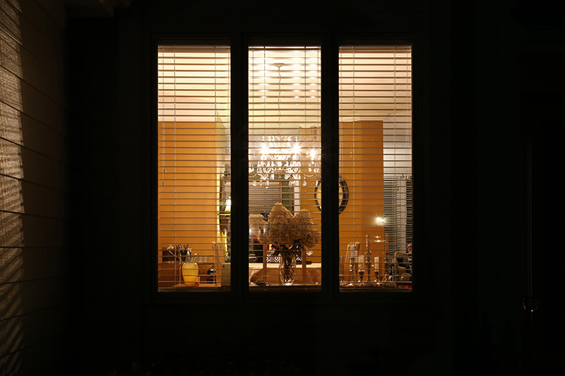 somebodys_home_6.jpg