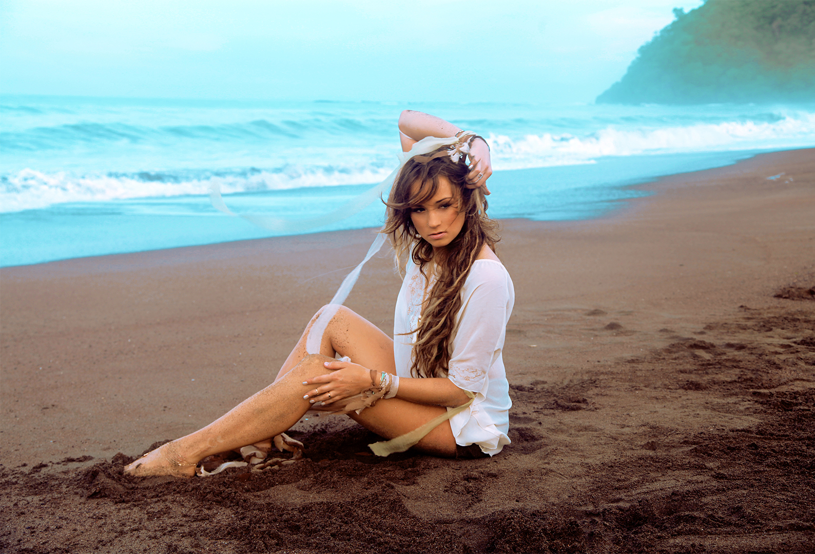 Milana May - Islands