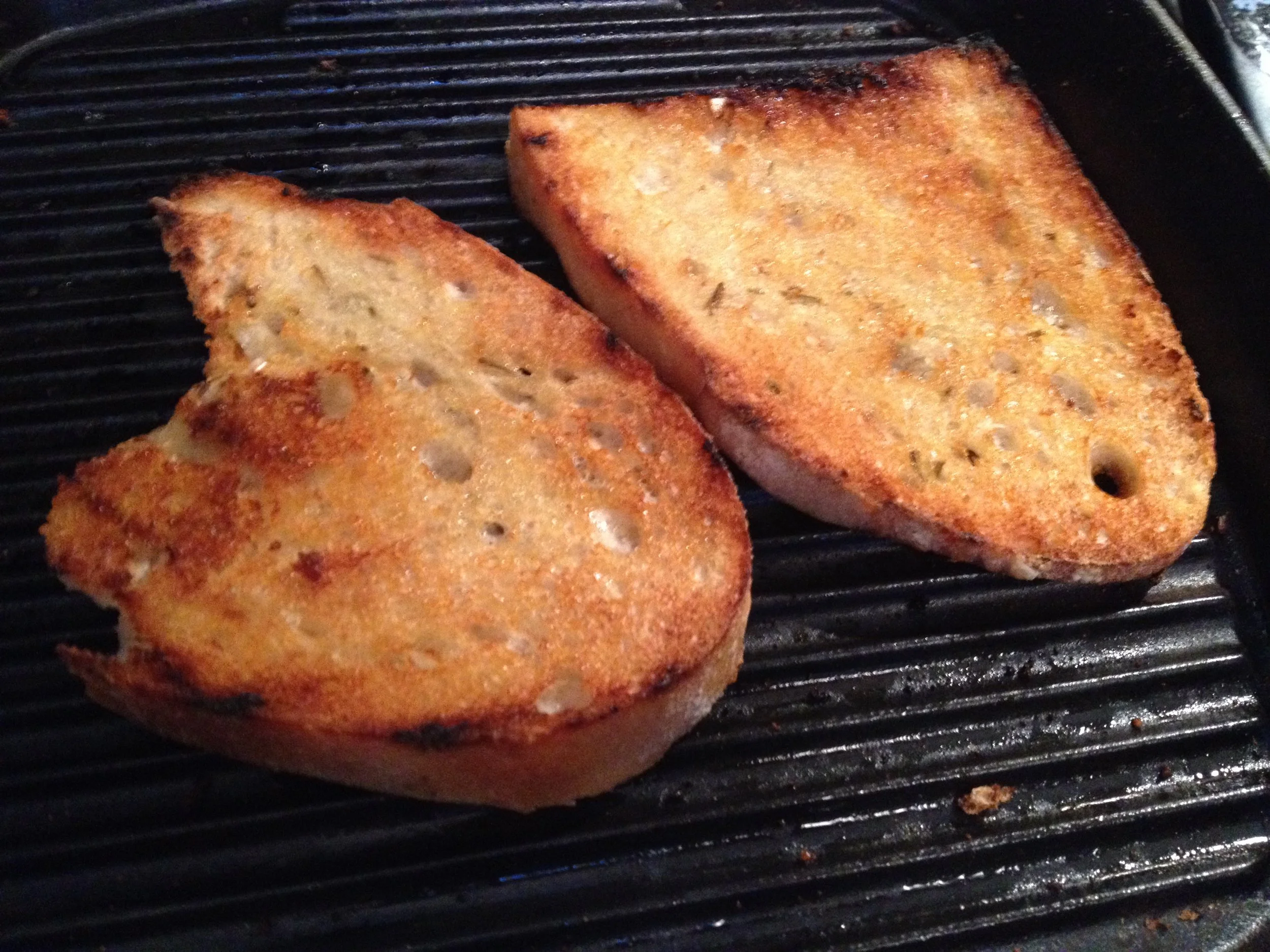 GRILLED BREAD
