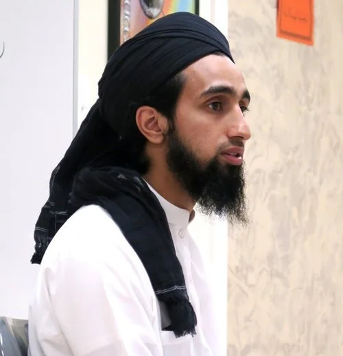 Led by Mufti Abdul Wahab Waheed