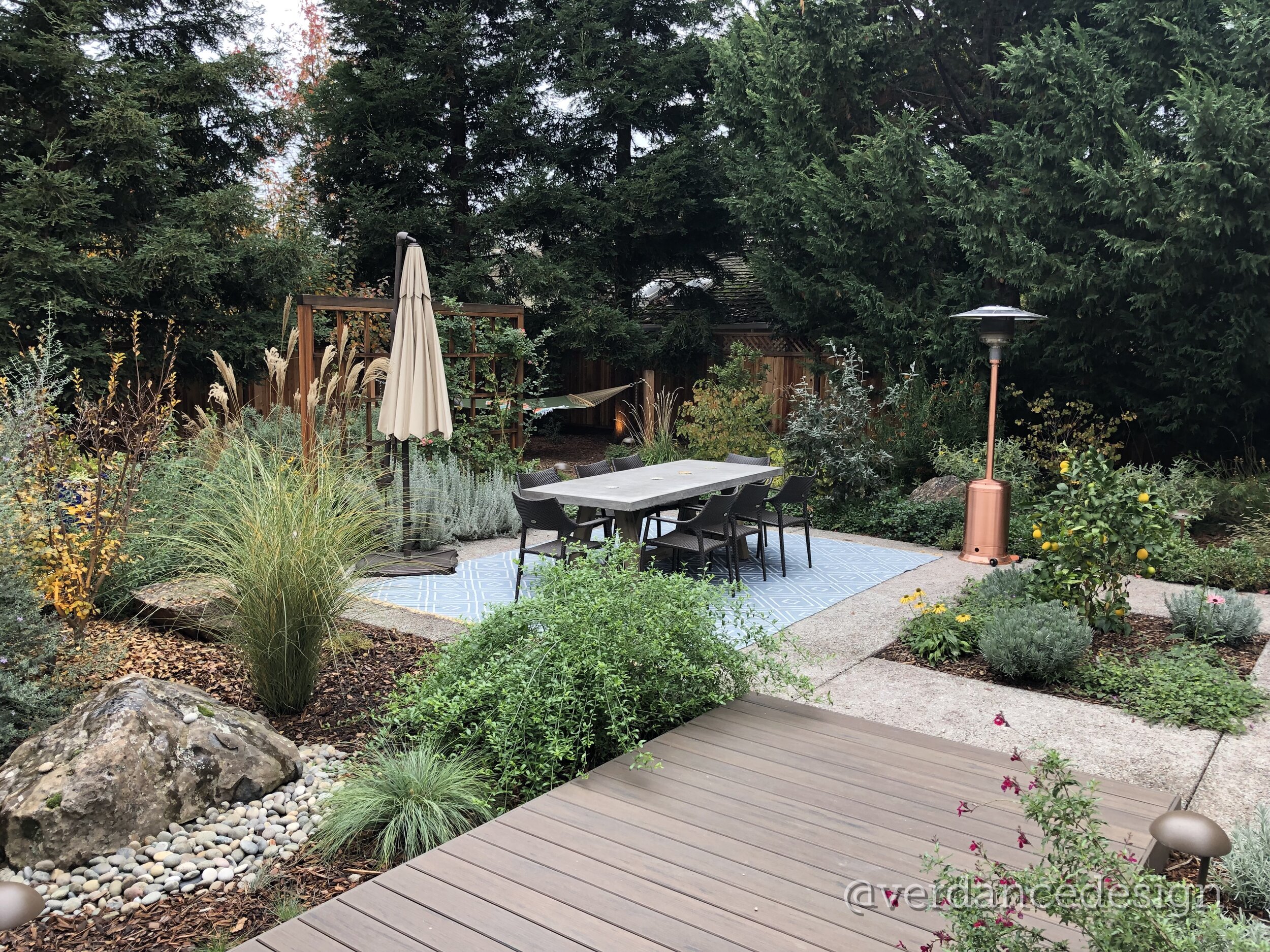 verdance-landscape-architecture-palo-alto-BER-deck-dining.jpg