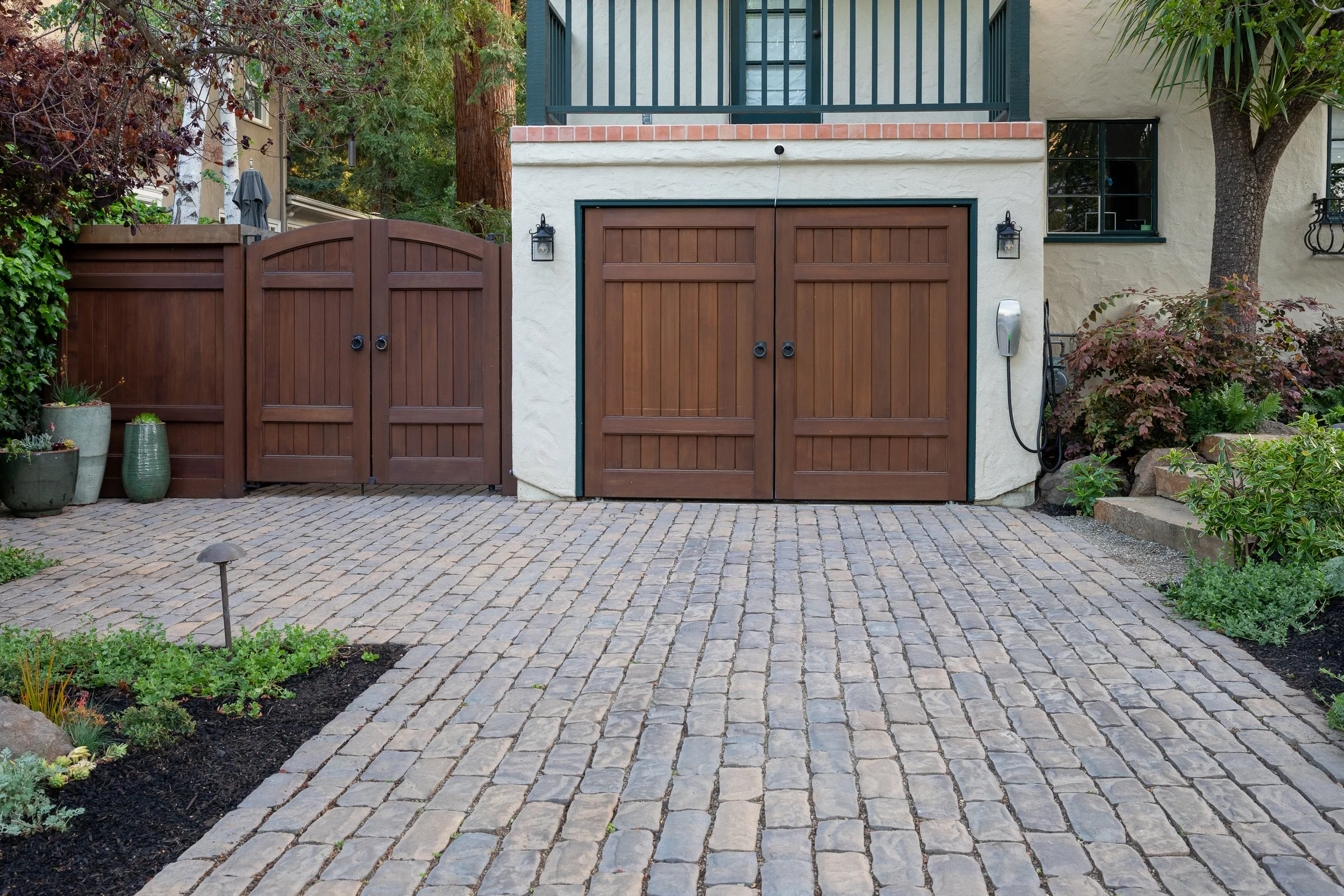ROMANTIC ECLECTIC (PALO ALTO)