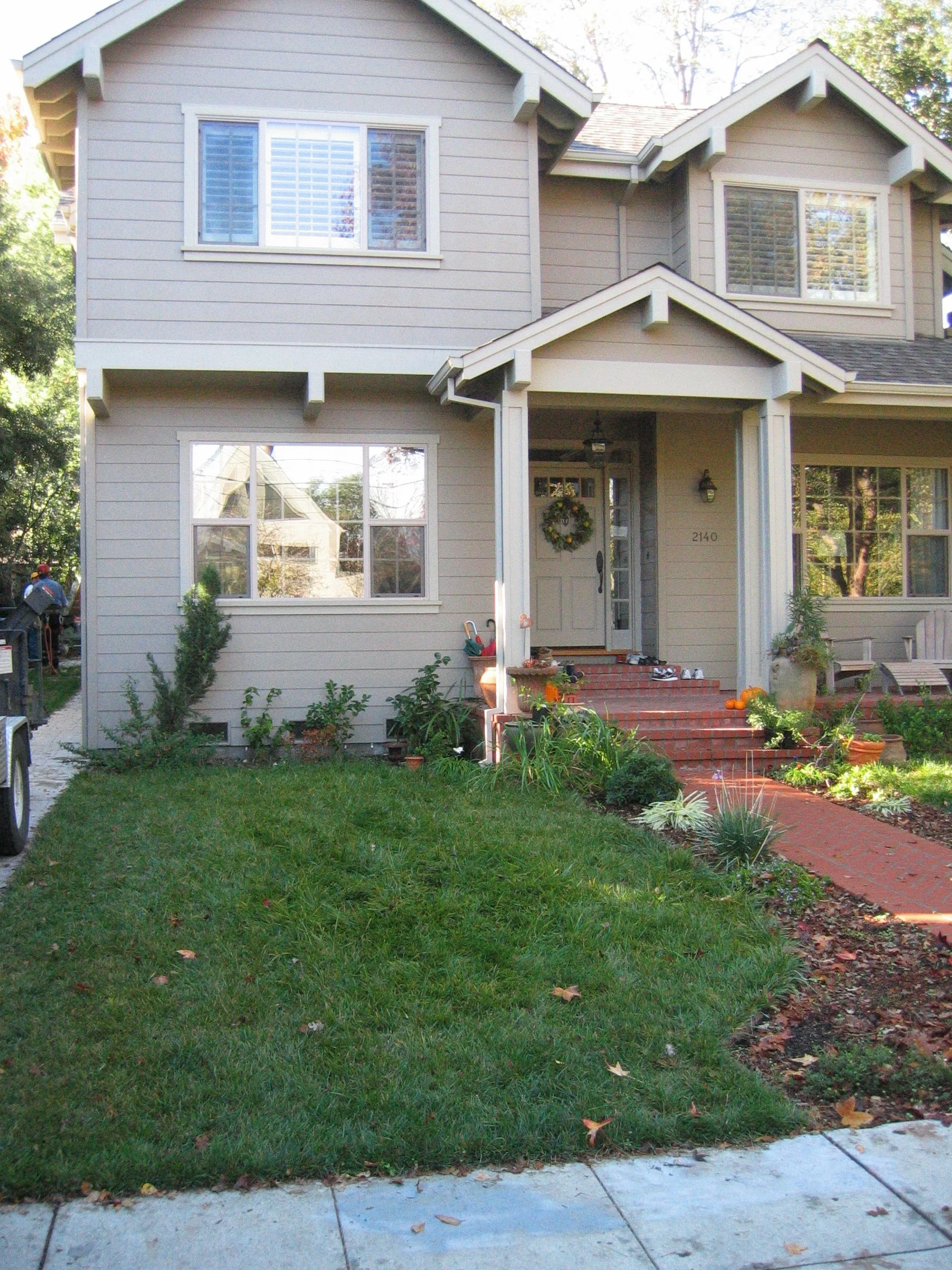 Front Yard (*before).JPG