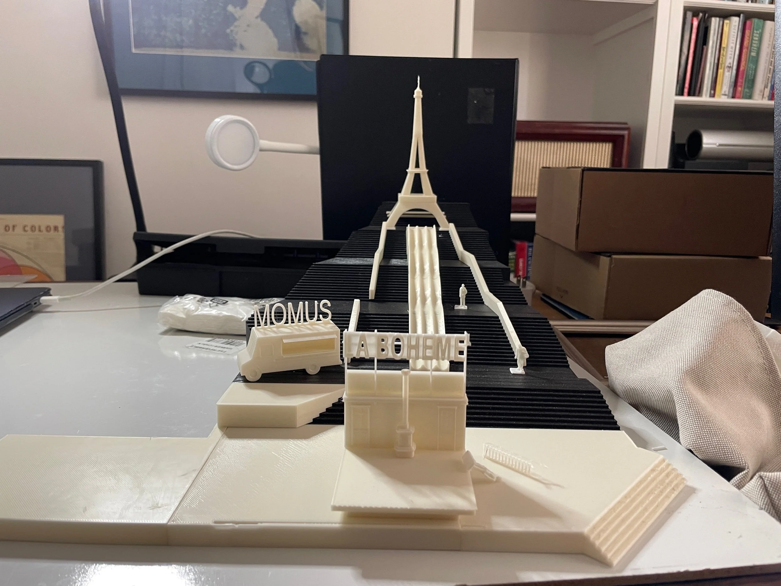 La Bohème White Model 1:100