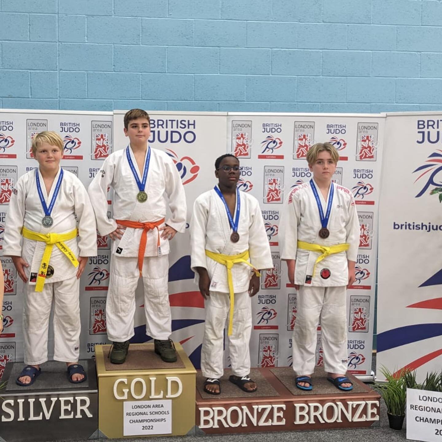 Tough day today at the British Schools championships! 

Noah 🥉, Simion 🥉, Taslima &amp; Mustafa unplaced. Super proud of all the kids. It&rsquo;s the first big competition for my kids! Many more to come I&rsquo;m sure ❤️💪🏻🥋🎉

#judo #judocompeti