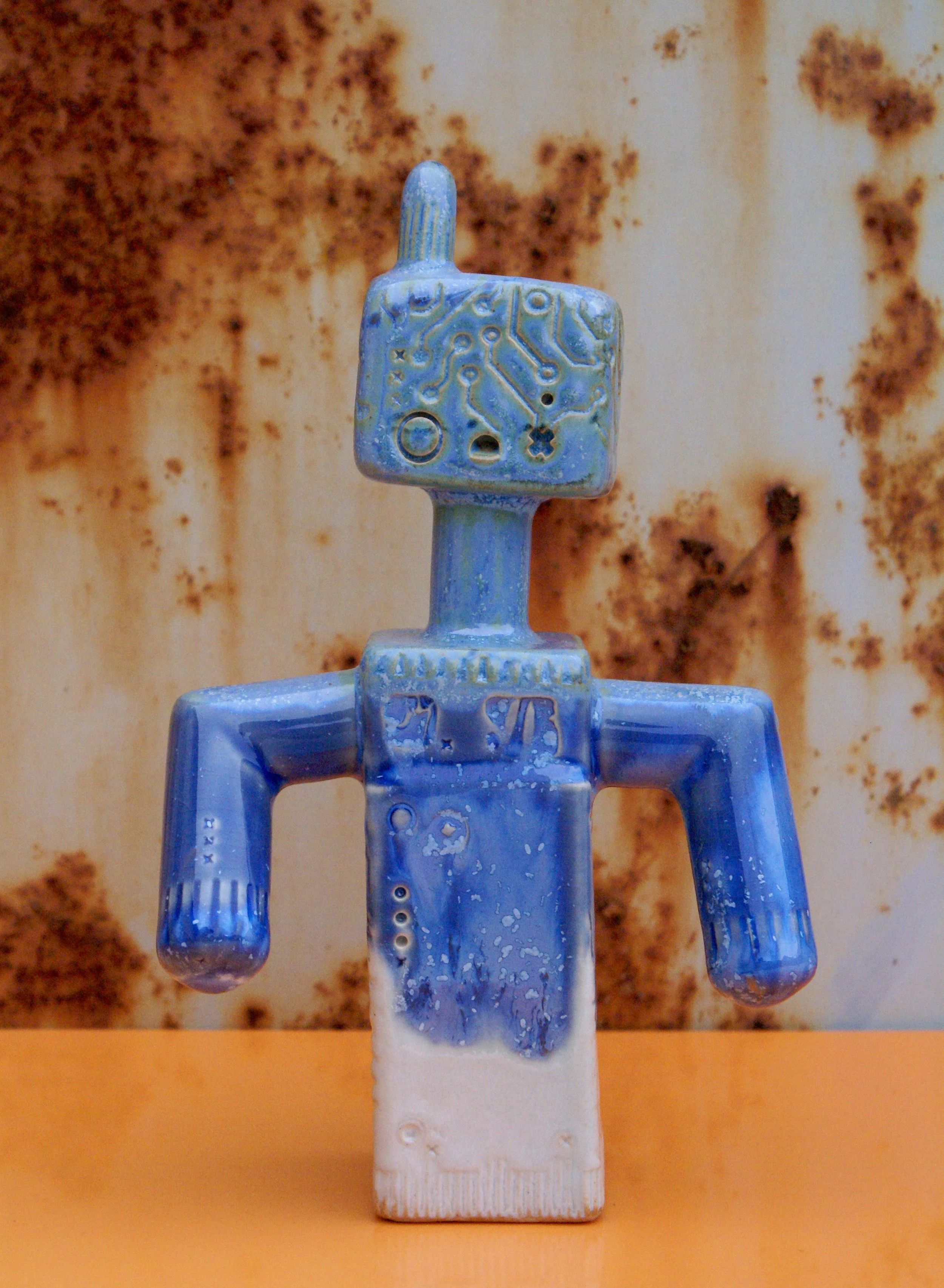 Minibot - Crystal blue and white