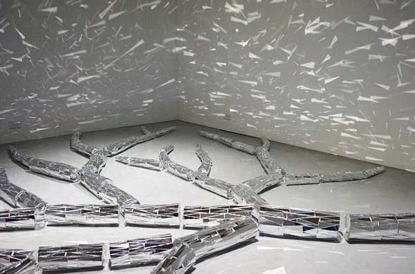 WENDY WISCHER / Shattered