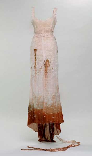 Individuation-Dress-(2002).jpg