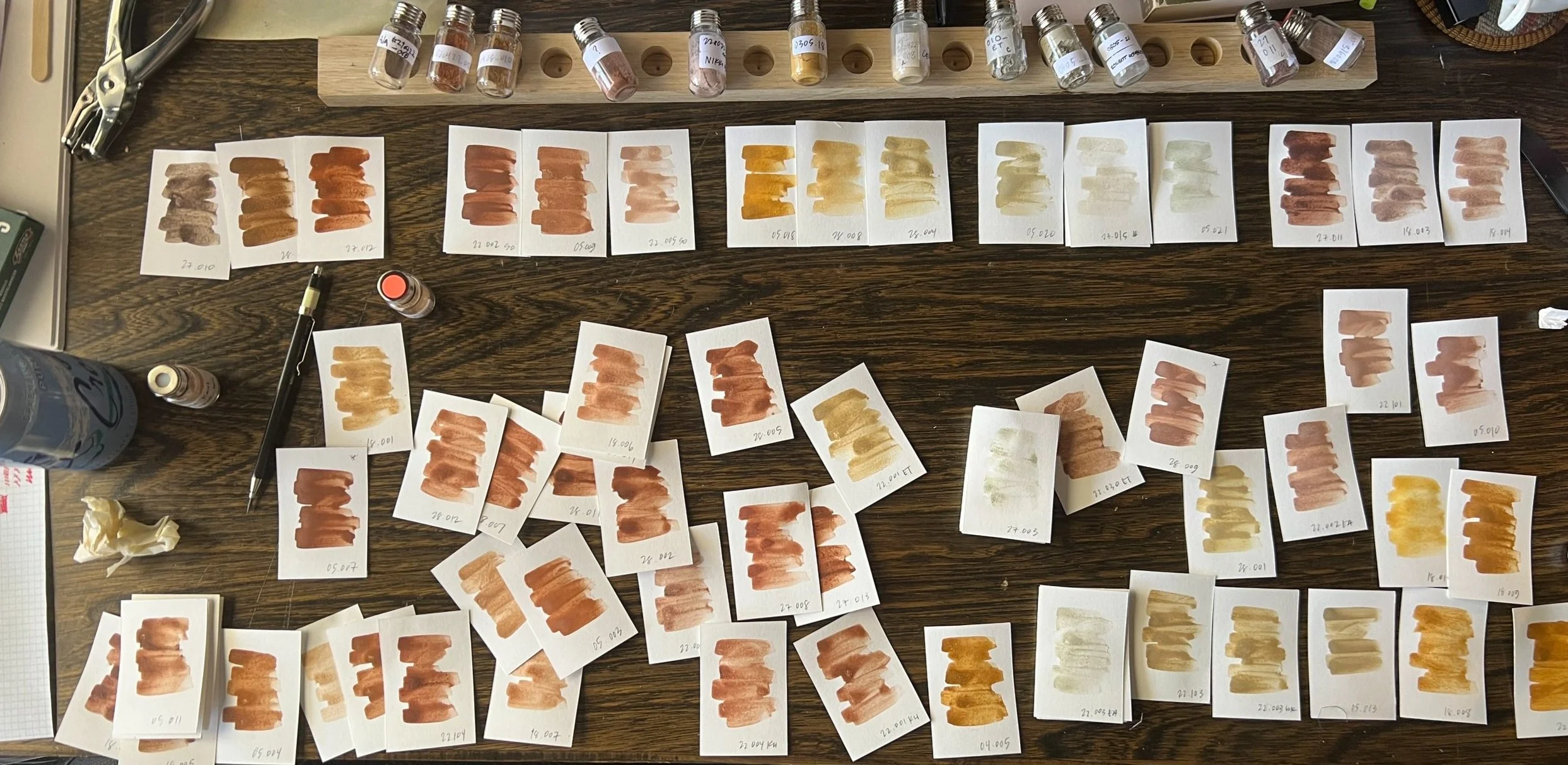 Community Workshop: Preparing Ochre Pigments / Elpitha Tsoutsounakis