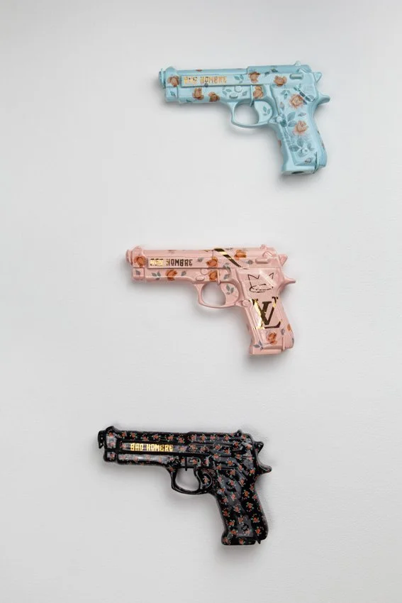 KE-Bad Hombre Pistols (con las flores)-30.jpg