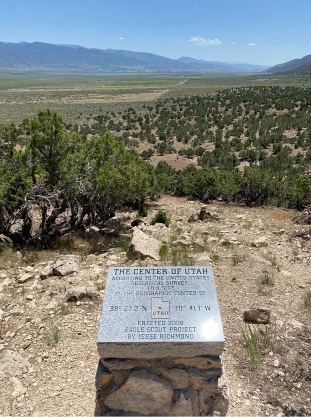 CRITICAL GROUND / Hikmet Sidney Loe 