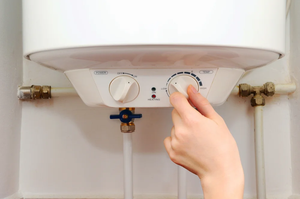 Risk_with_Damaged_water_heater.jpg