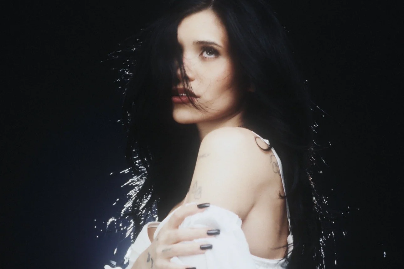 NESSA BARRET - BAD GIRLS NEVER DIE