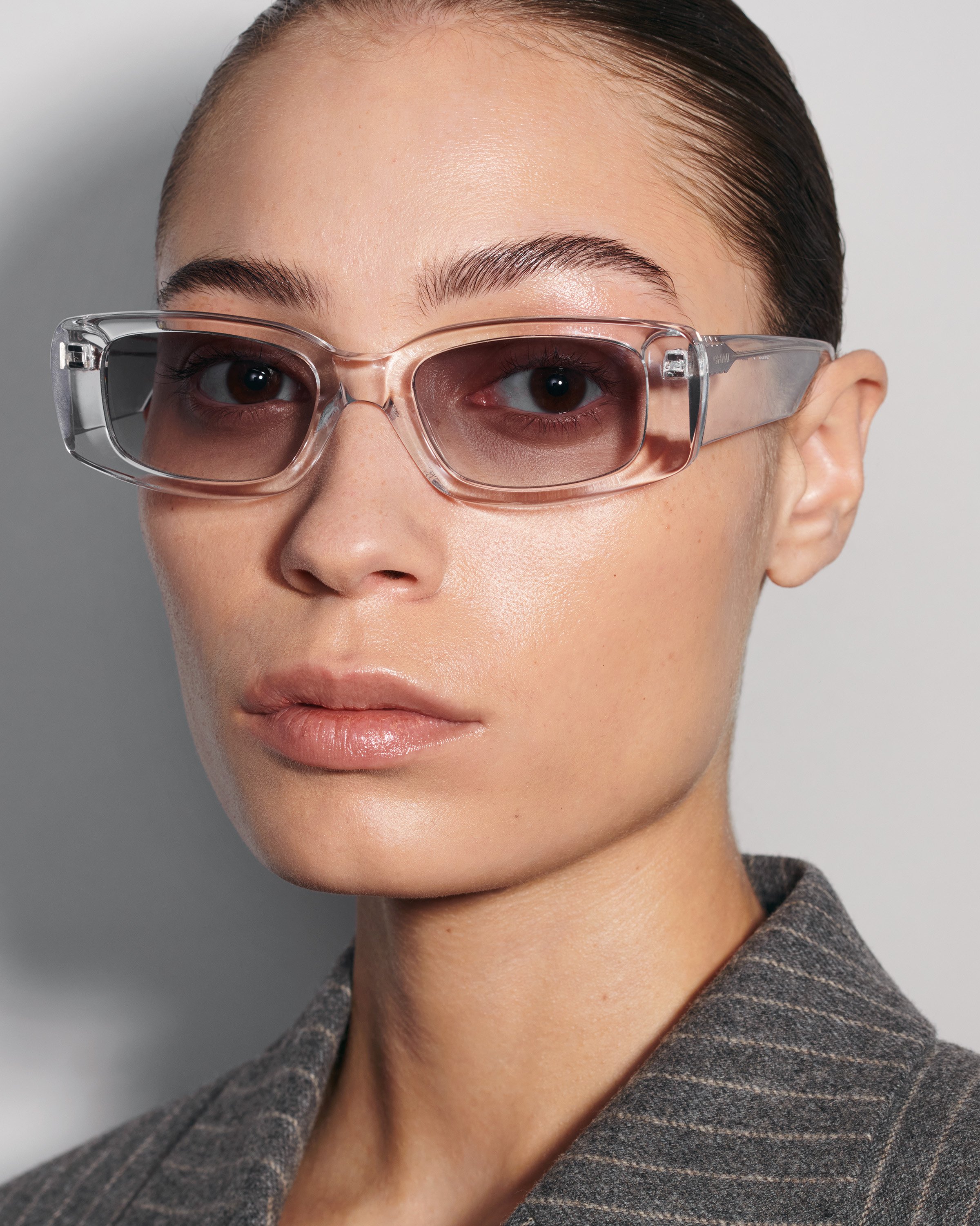 CHIMI-10-CLEAR-DETAIL-1.jpg