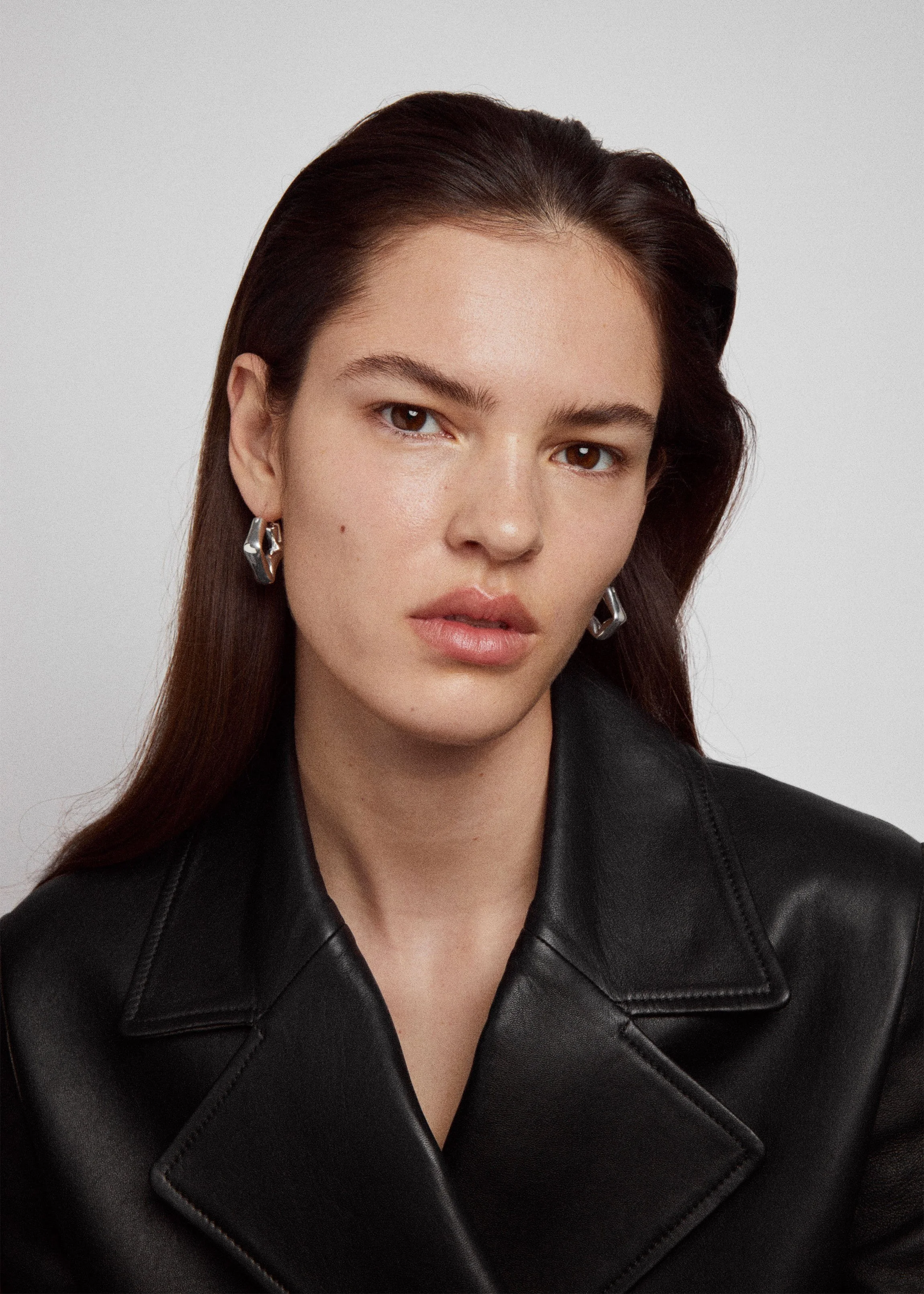 Straw_Earrings_Polished_Silver_W_L1.jpg