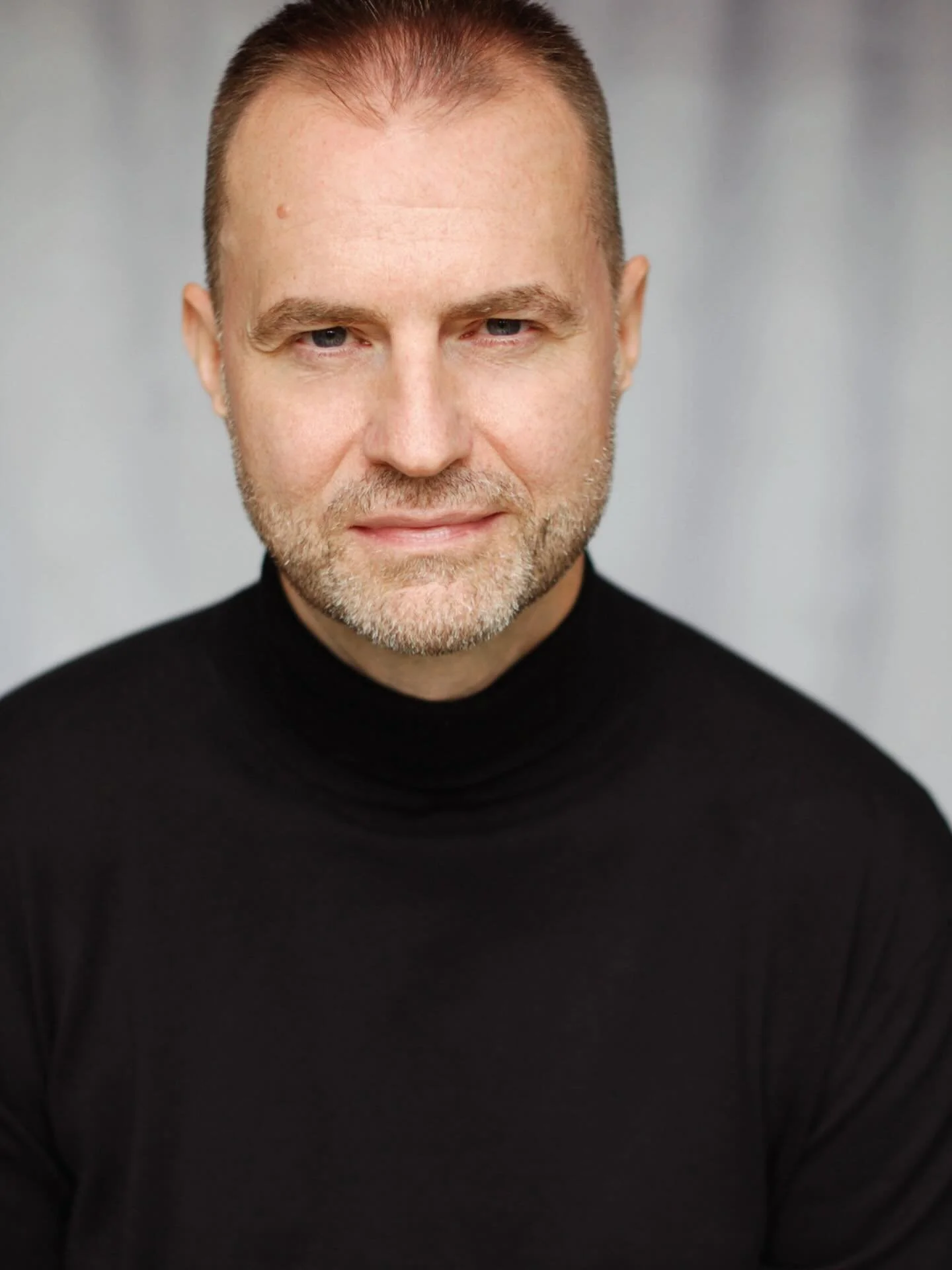 CARL. #rosiehancockheadshots