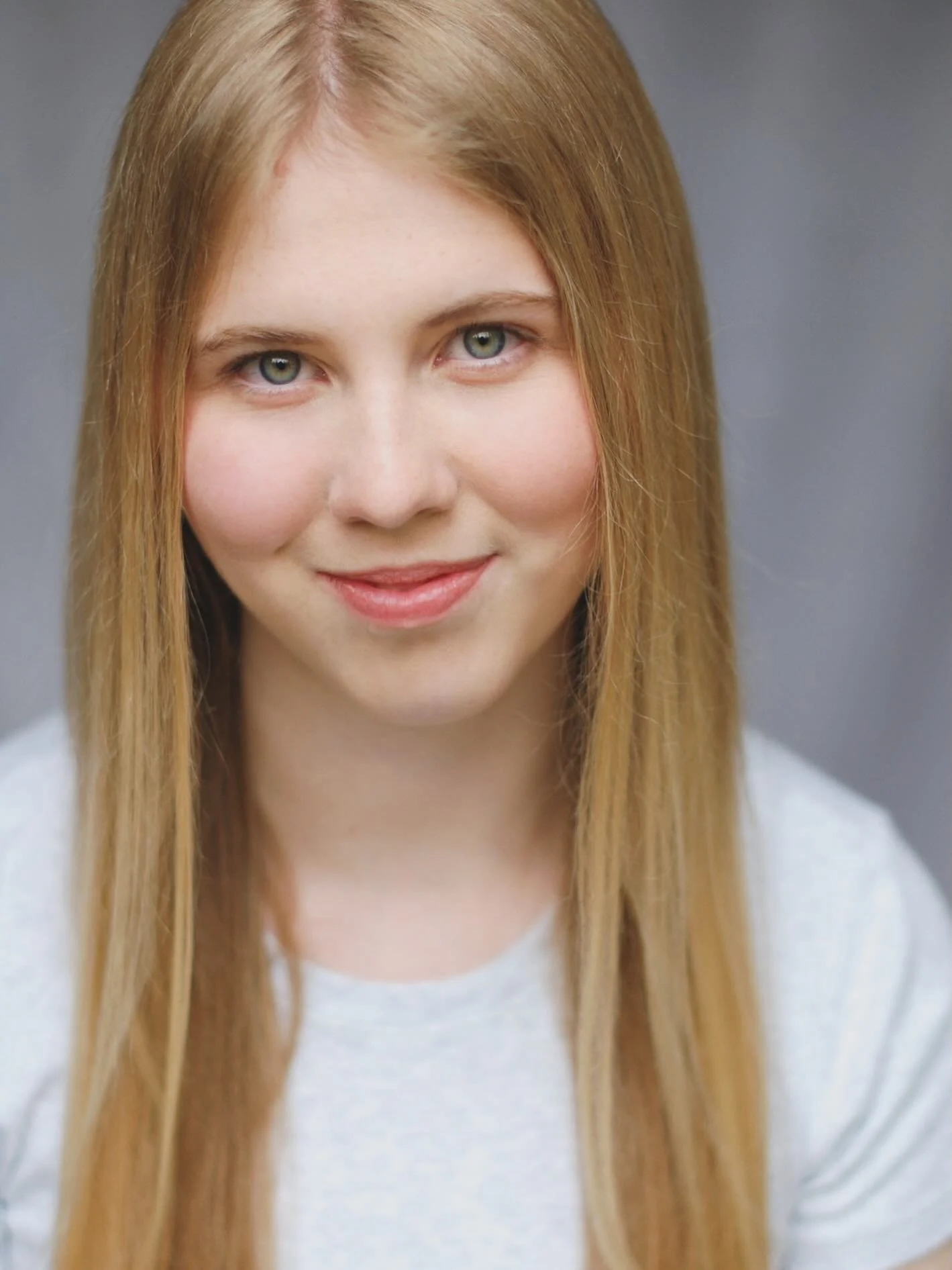 MOLLY. @rosiehancockheadshots